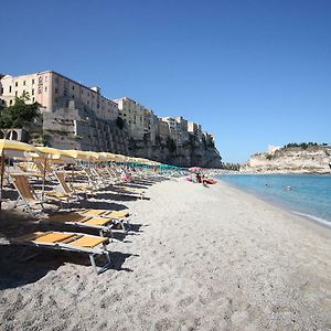 Le Roccette Mare